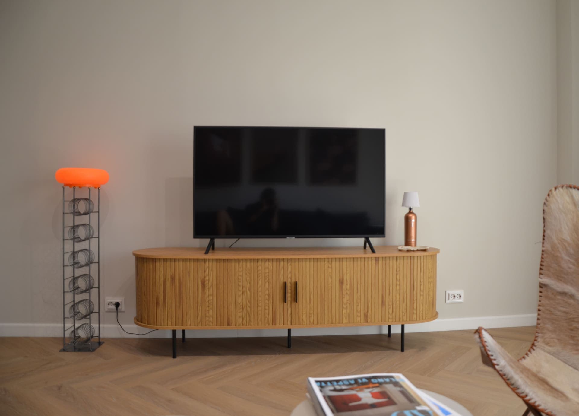 Airbnb Apartment — image 9