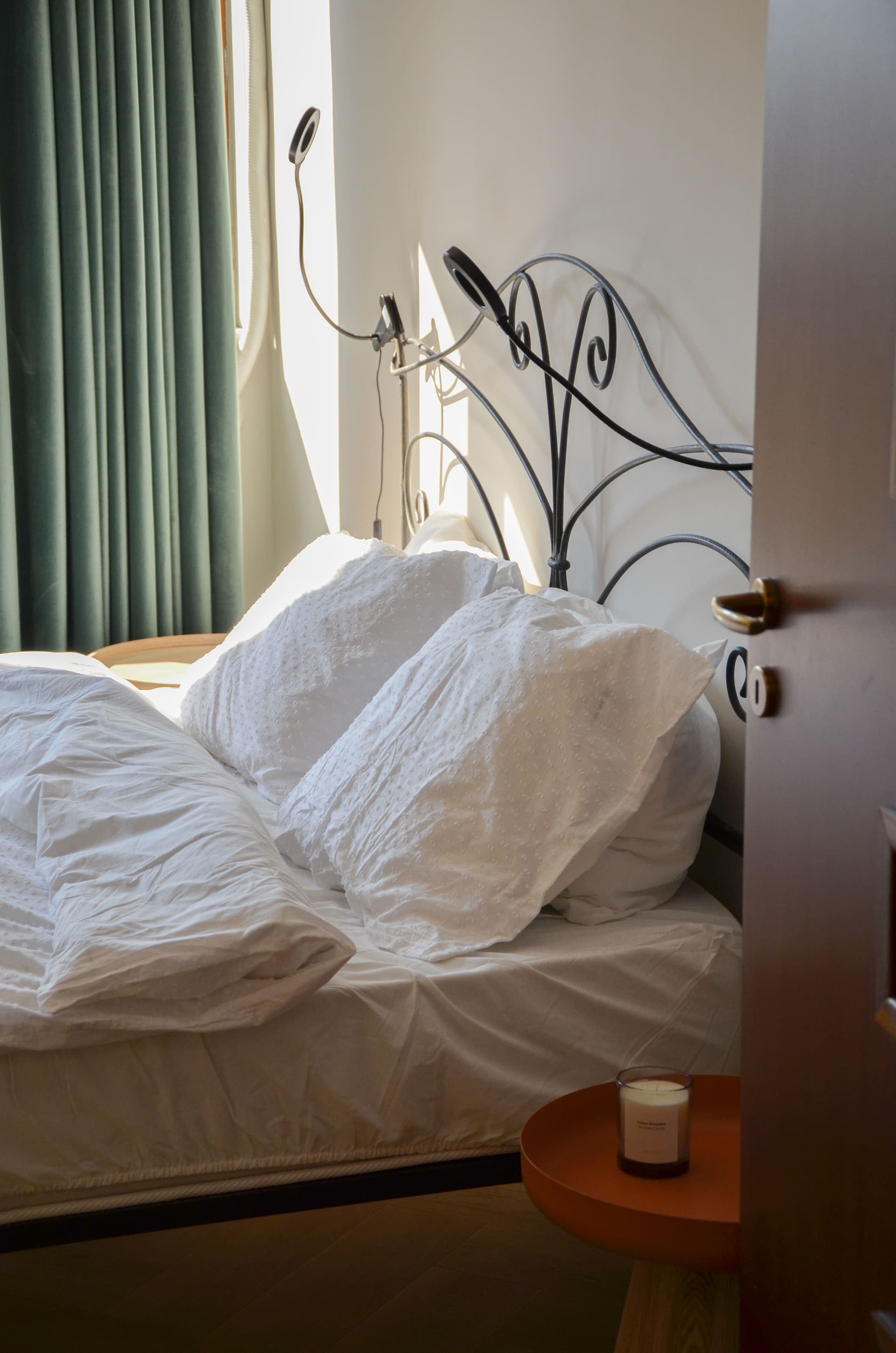 Airbnb Apartment — image 18