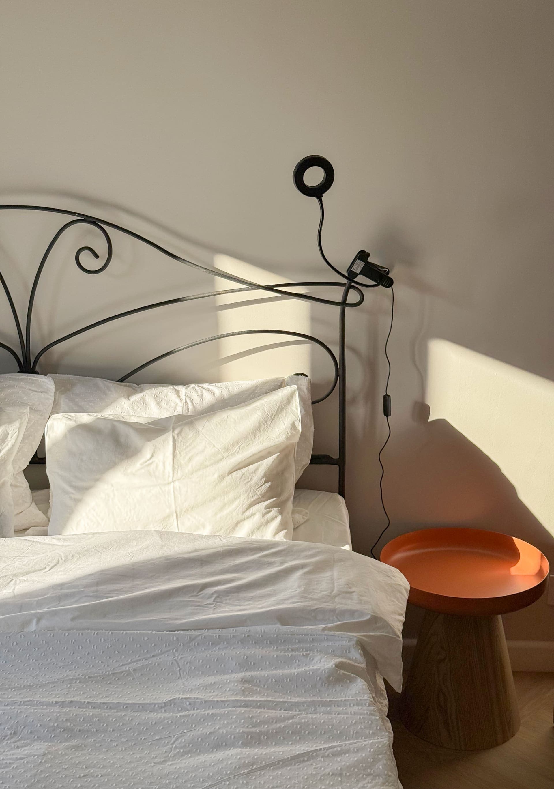 Airbnb Apartment — image 43