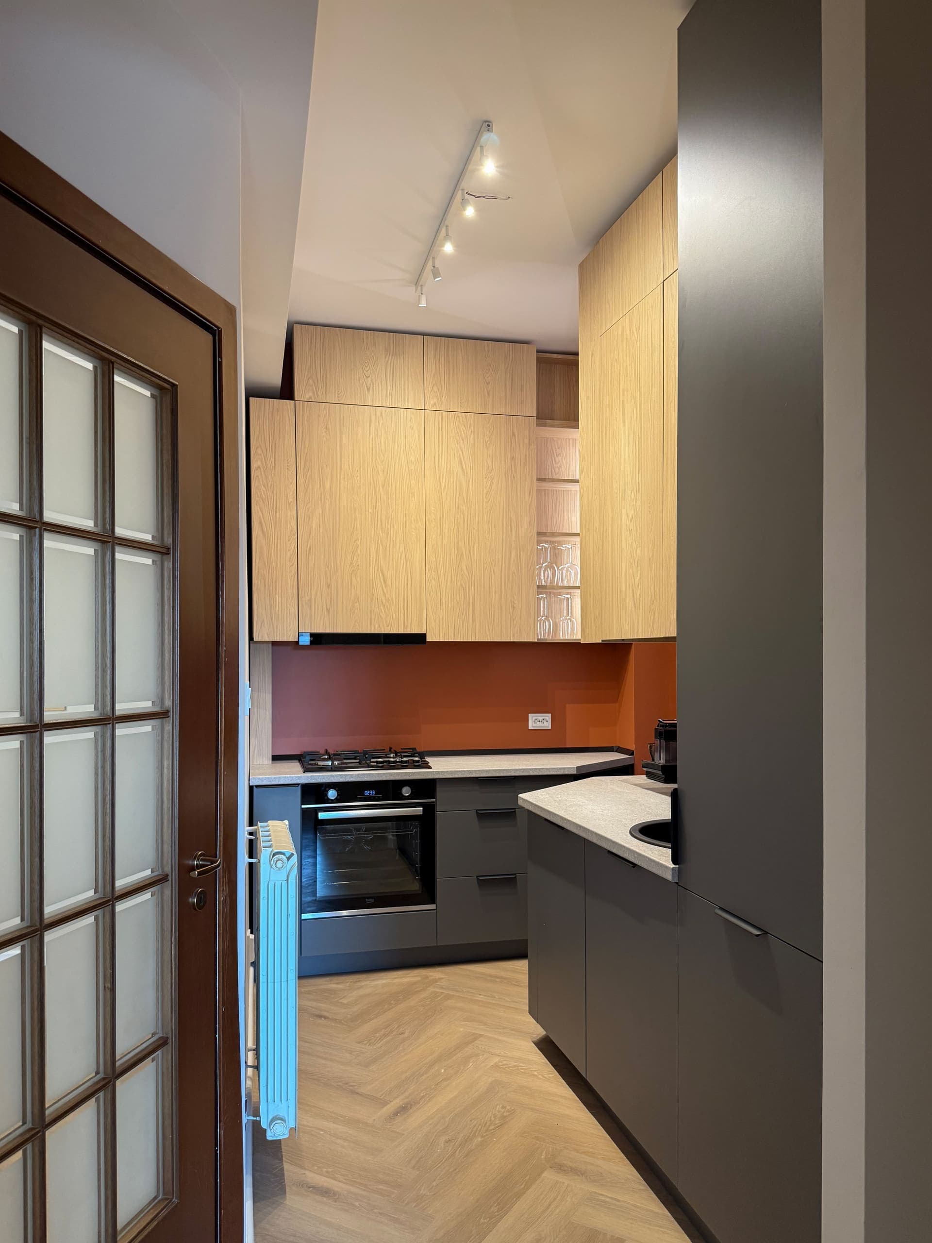 Airbnb Apartment — image 50