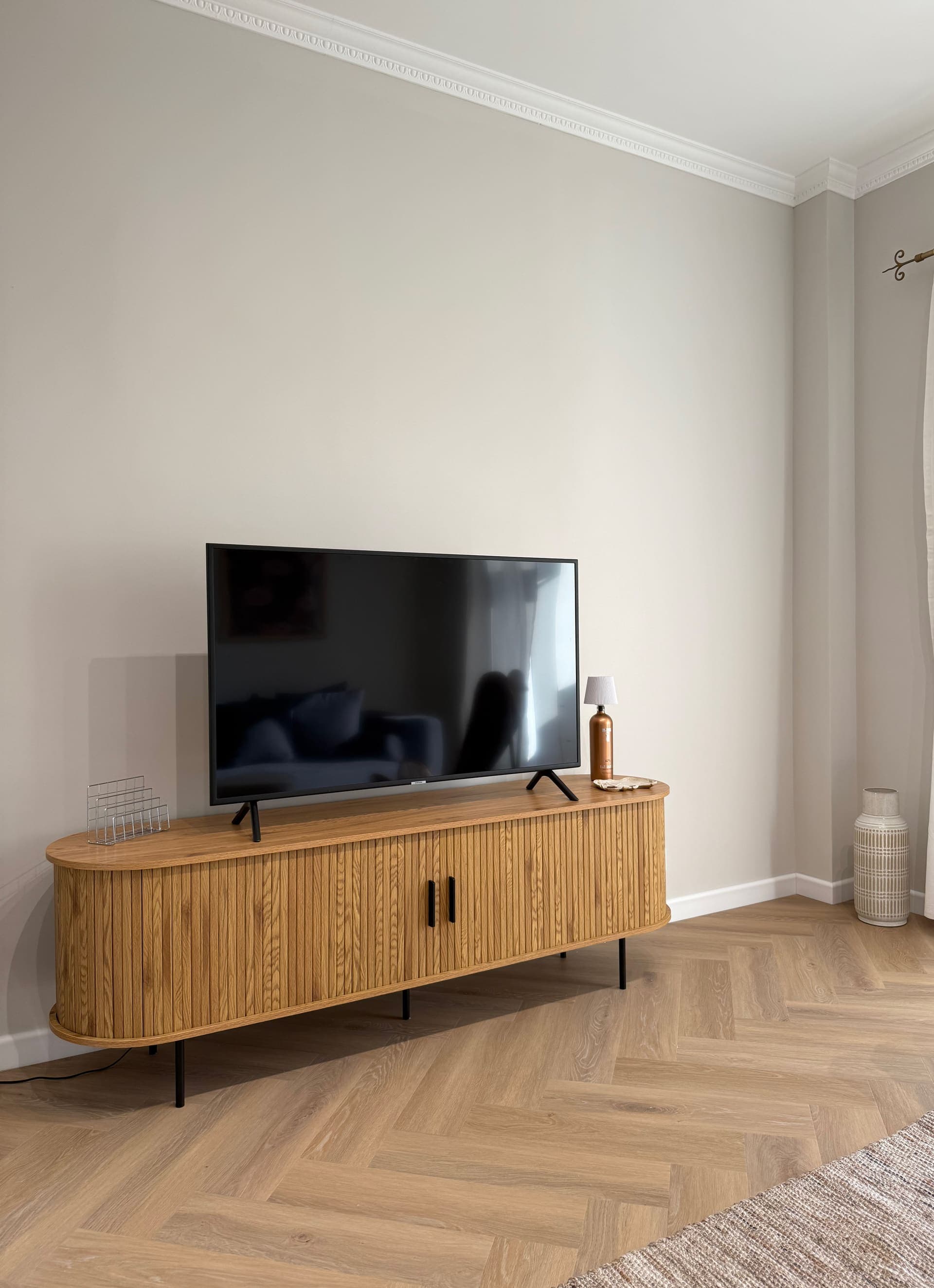 Airbnb Apartment — image 54