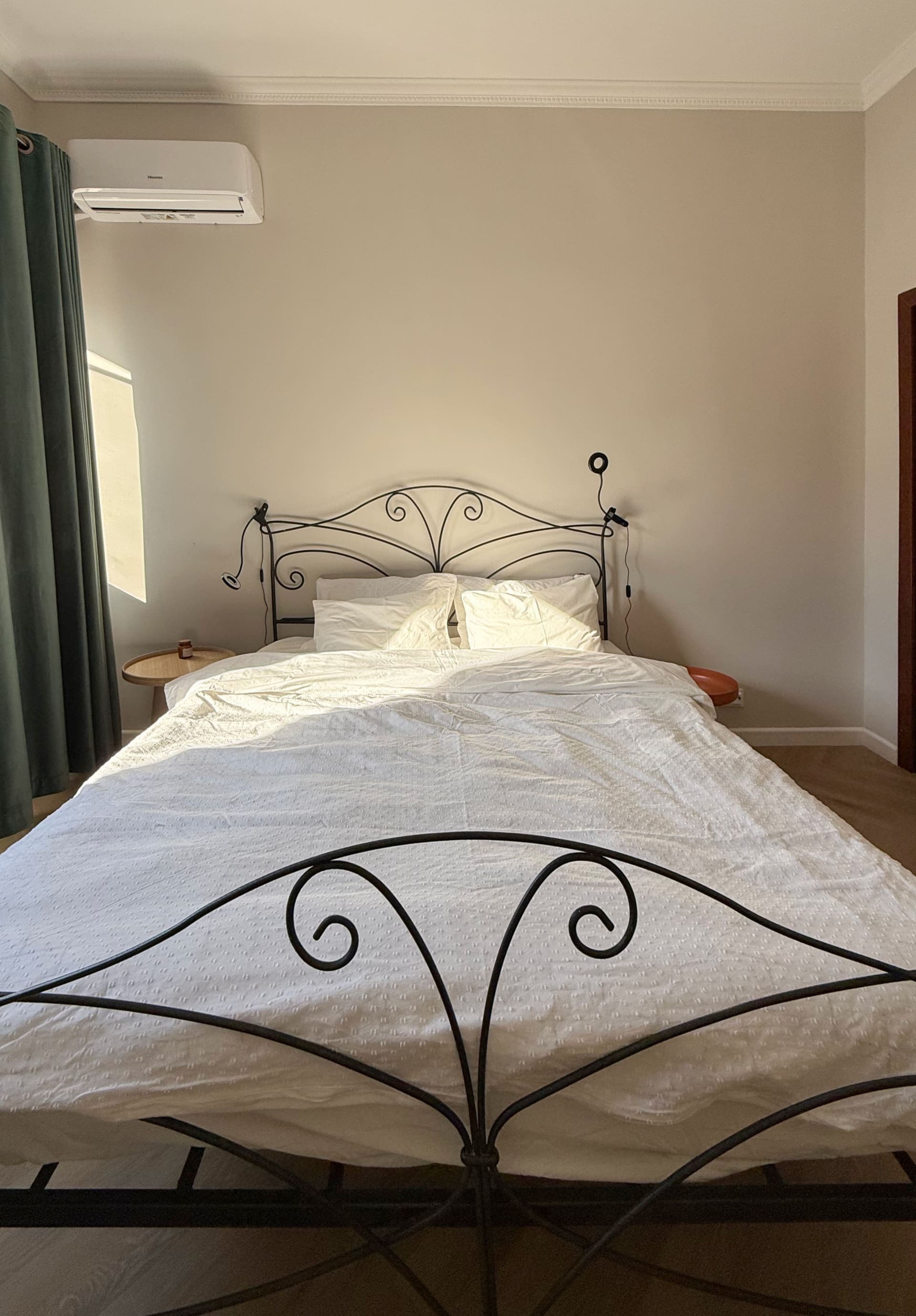 Airbnb Apartment — image 64