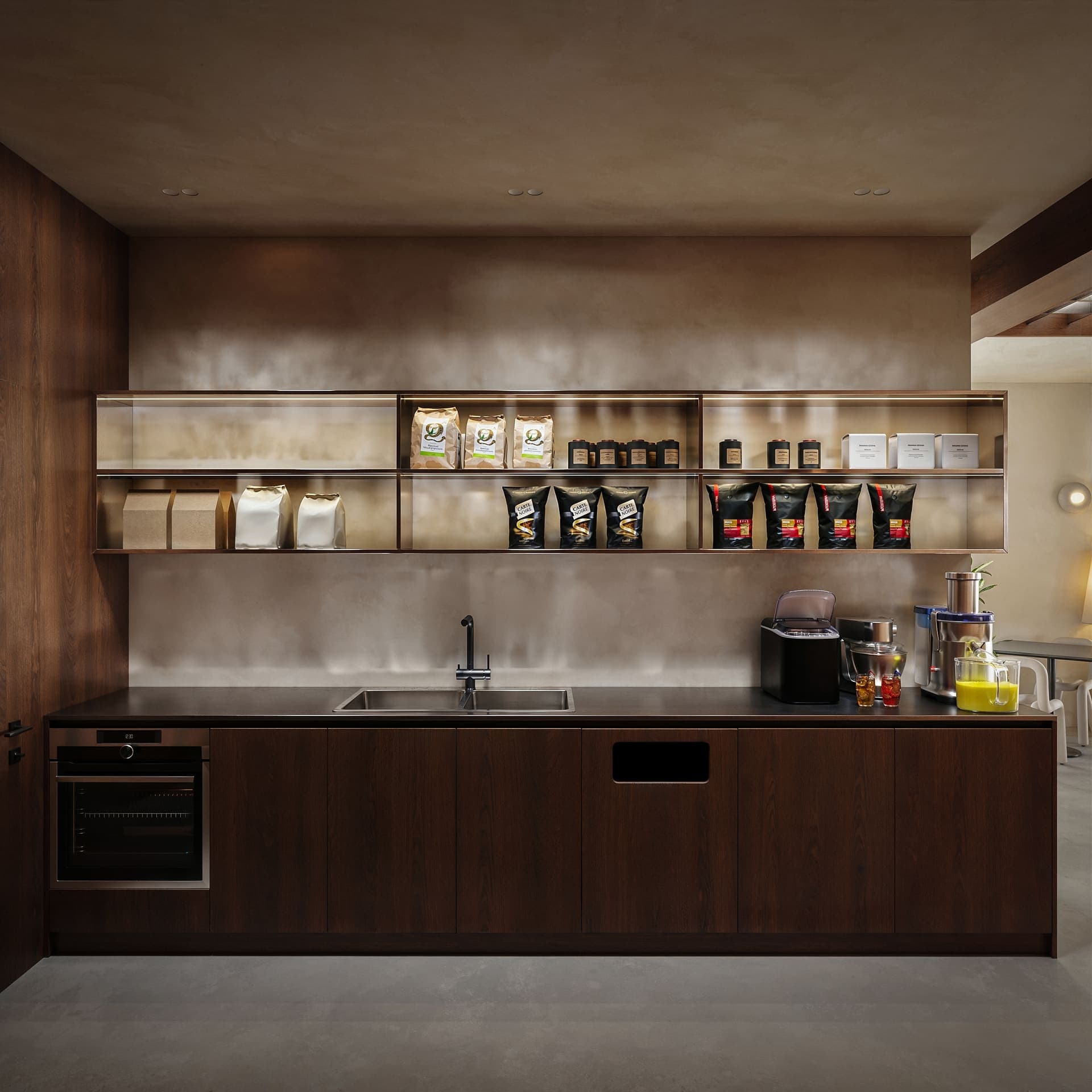 Concept Store & Café — image 19